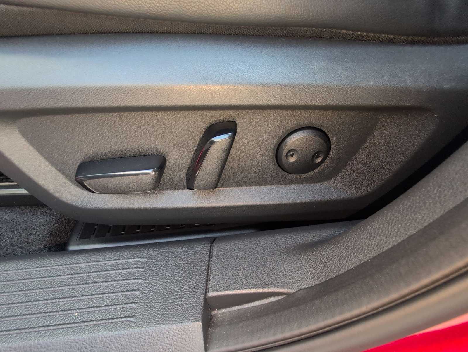 Thumbnail: 2021 Nissan Rogue - 17