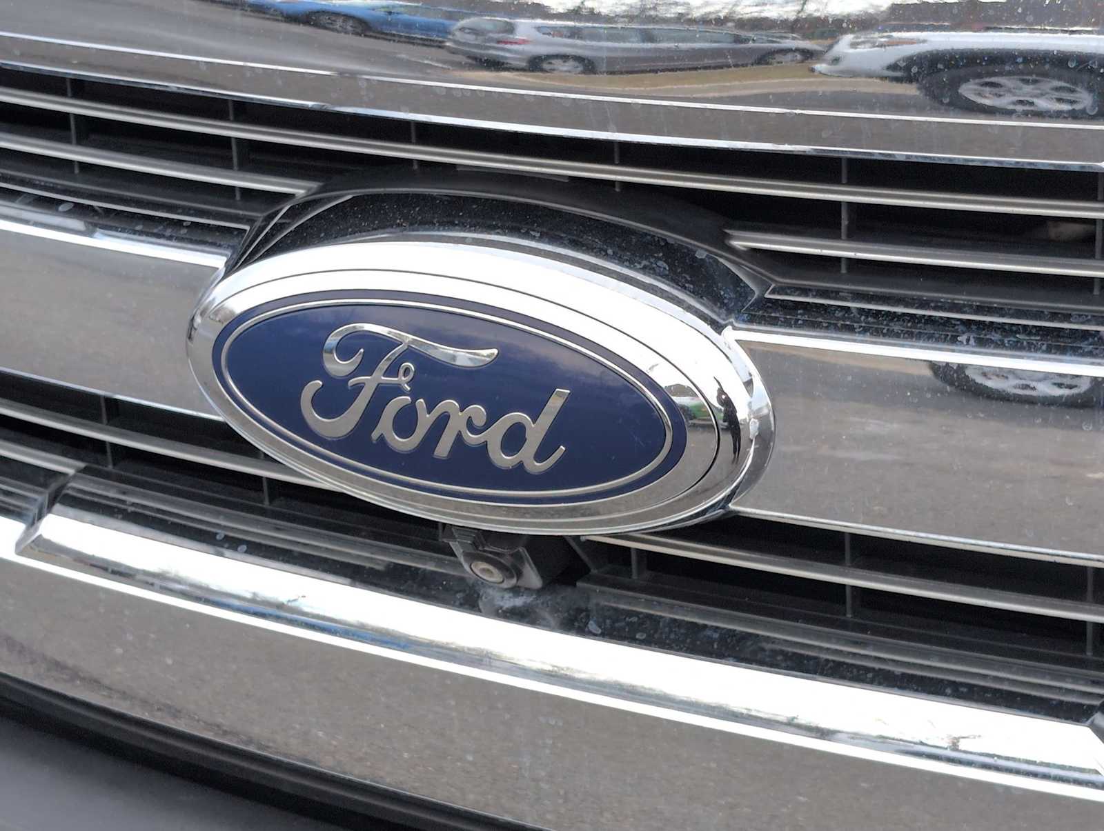 Thumbnail: 2015 Ford F-150 - 12