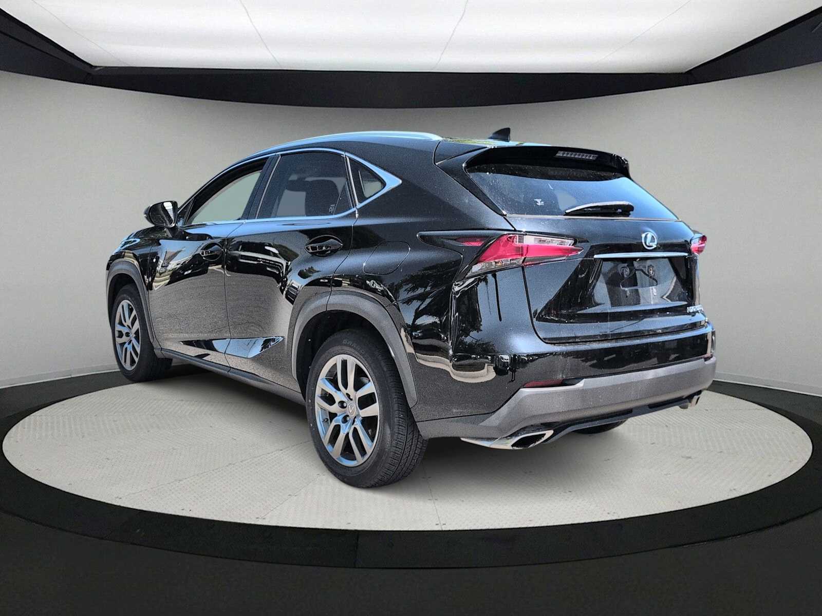 Thumbnail: 2015 Lexus NX - 6
