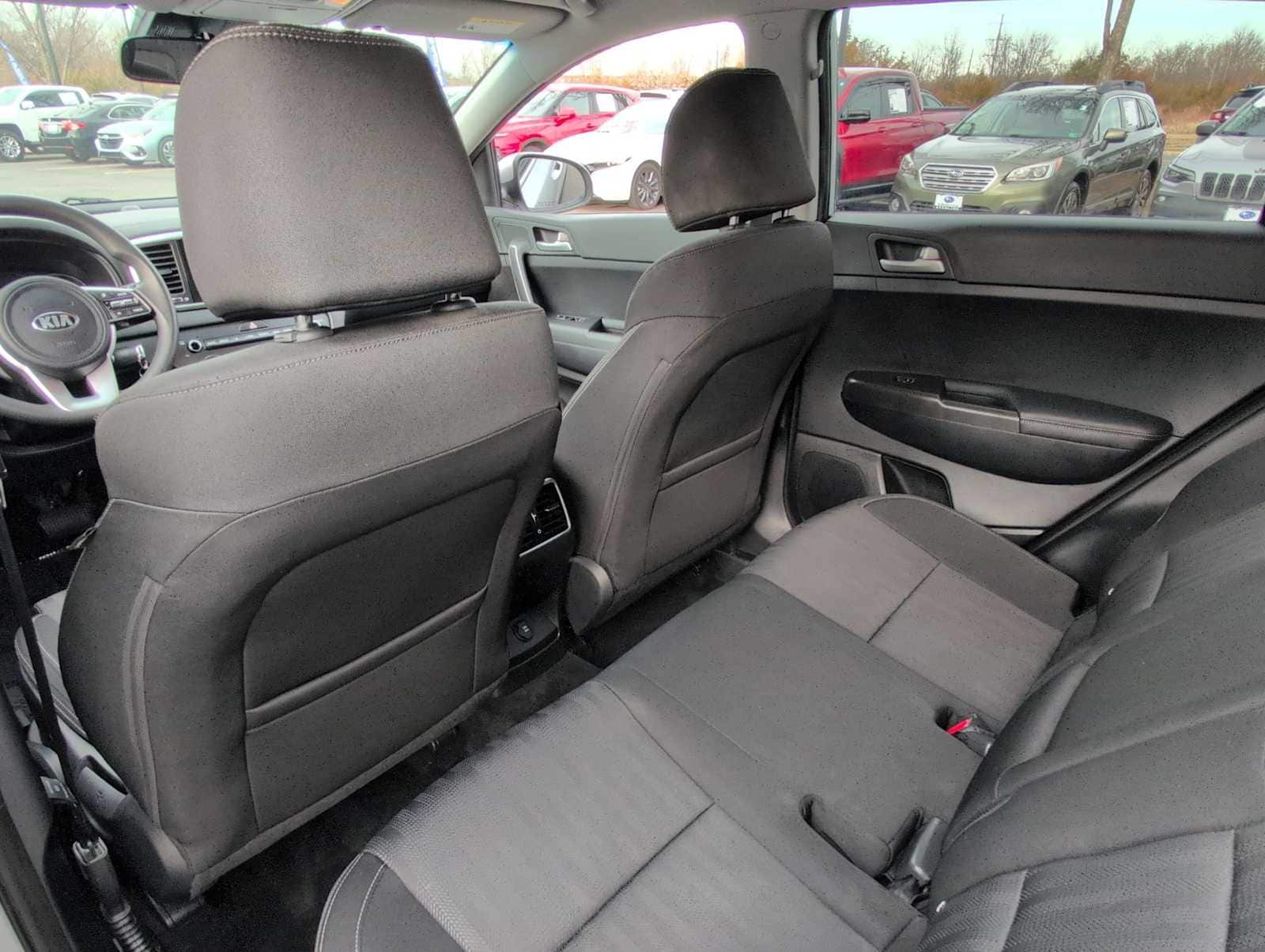 Thumbnail: 2020 Kia Sportage - 18