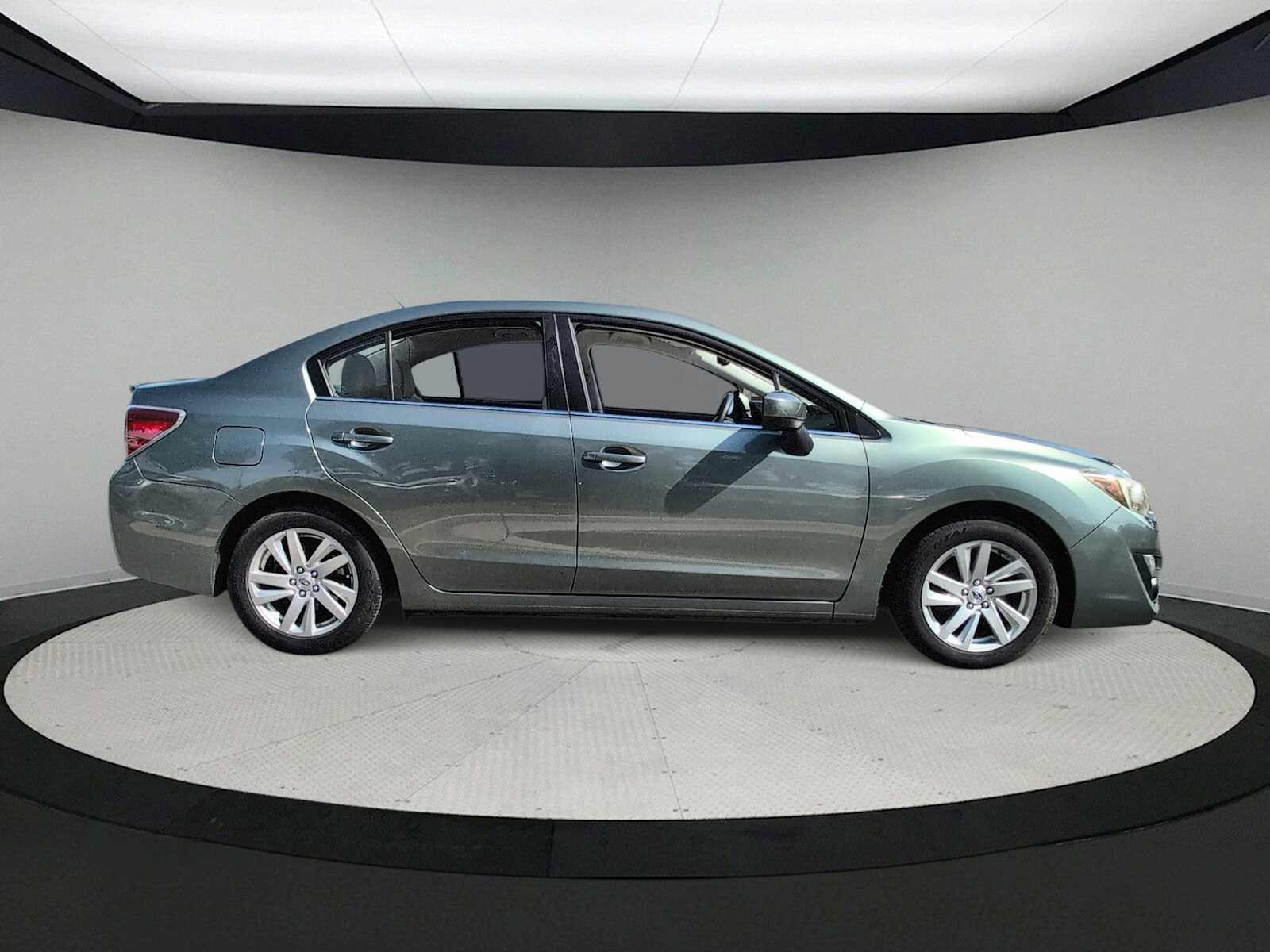 Thumbnail: 2015 Subaru Impreza - 9