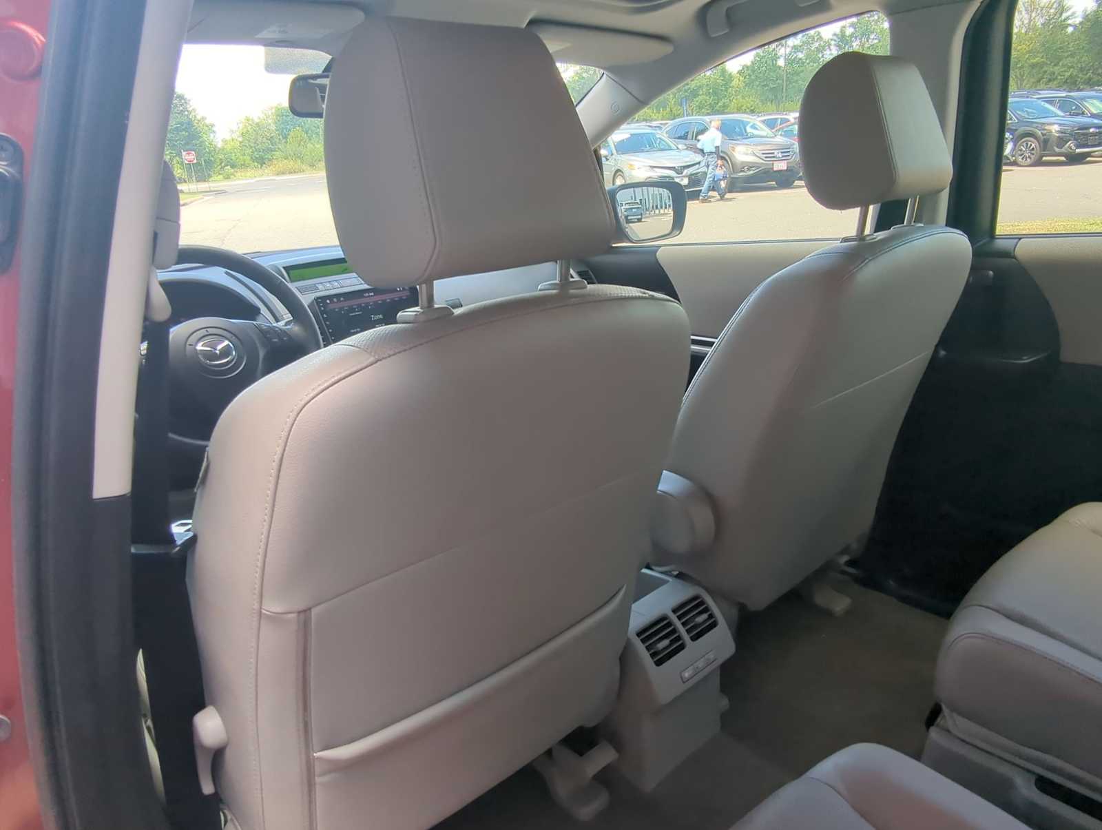 Thumbnail: 2009 Mazda Mazda5 - 19