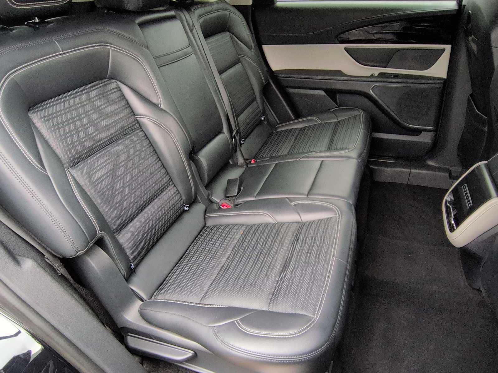 Thumbnail: 2024 Lincoln Nautilus - 20