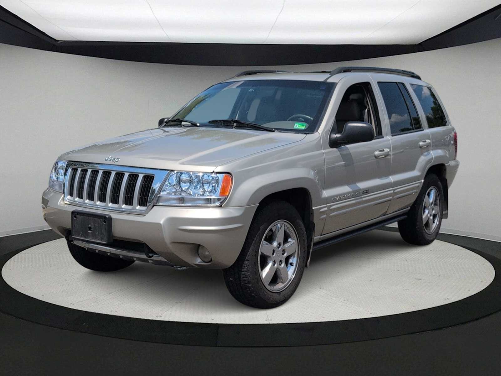Thumbnail: 2004 Jeep Grand Cherokee - 4