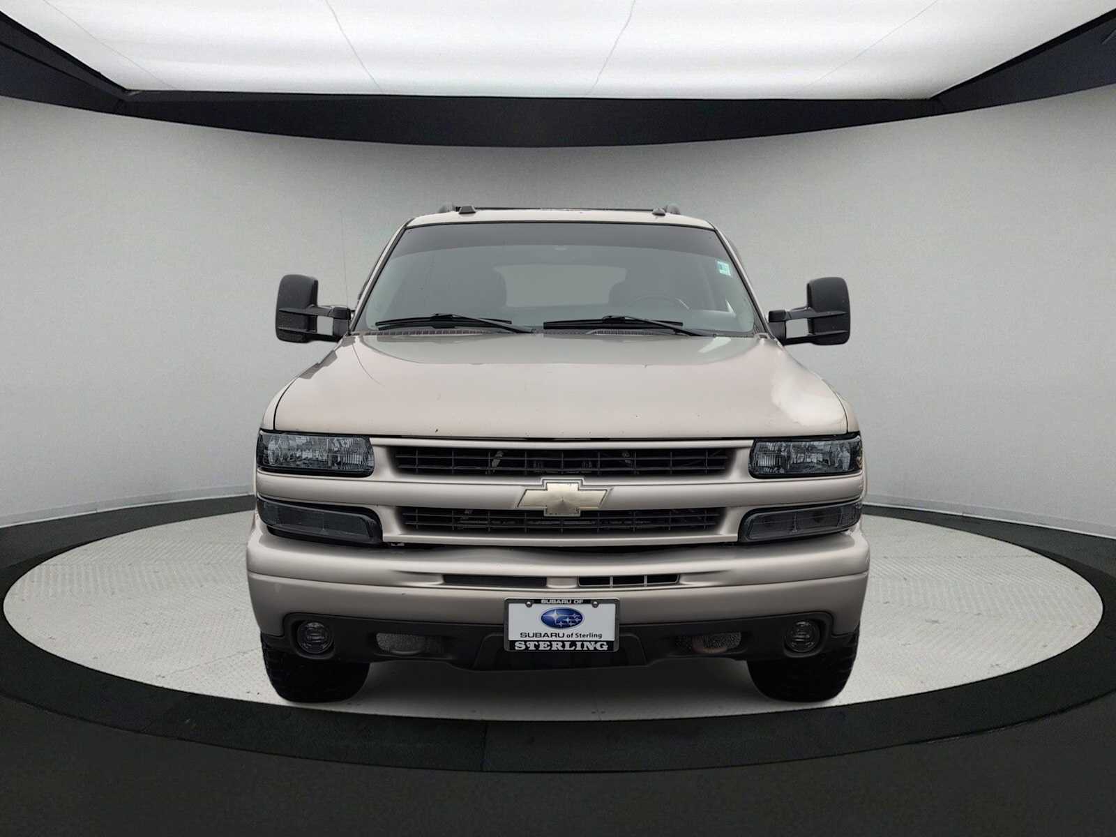 Thumbnail: 2005 Chevrolet Suburban - 3