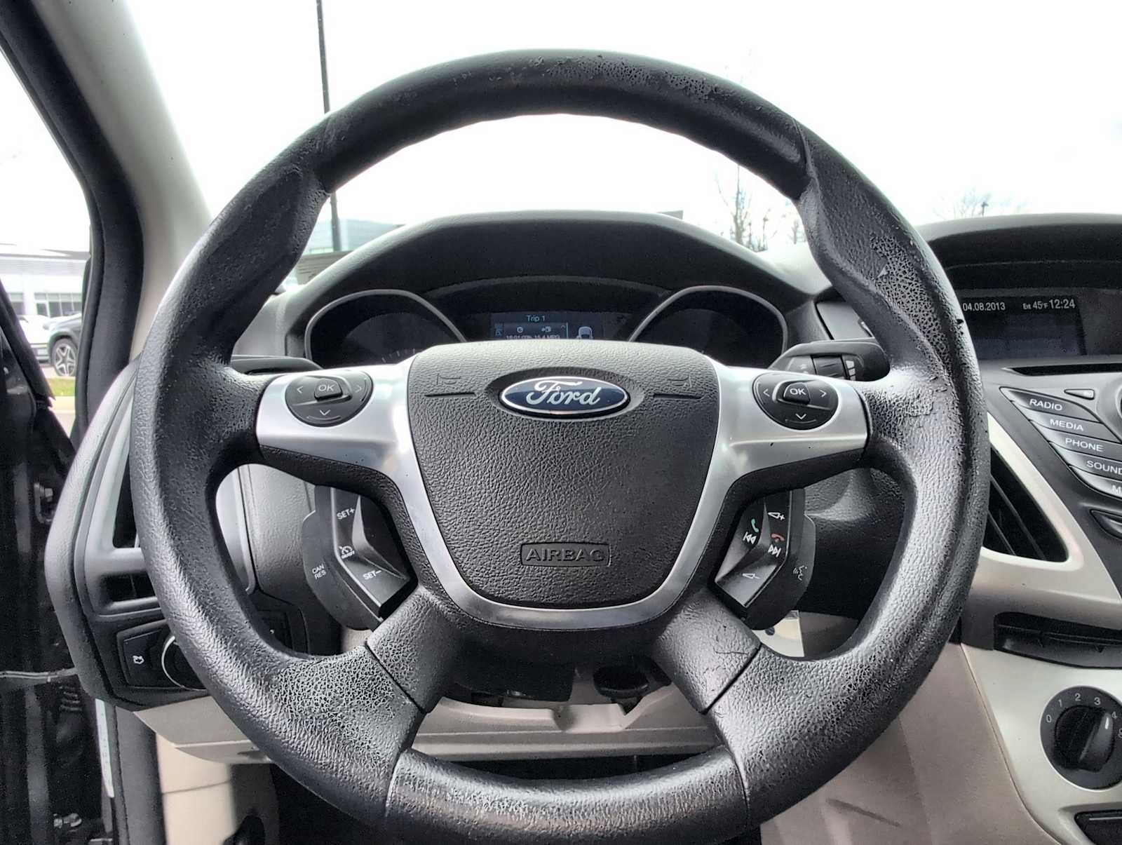 Thumbnail: 2013 Ford Focus - 21