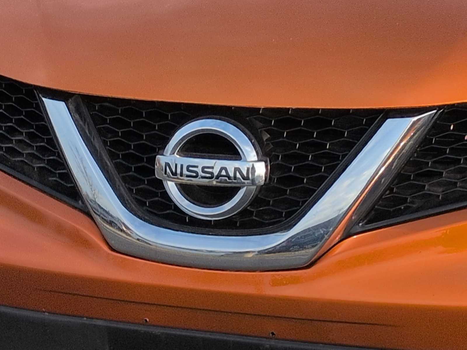 Thumbnail: 2017 Nissan Rogue Sport - 12