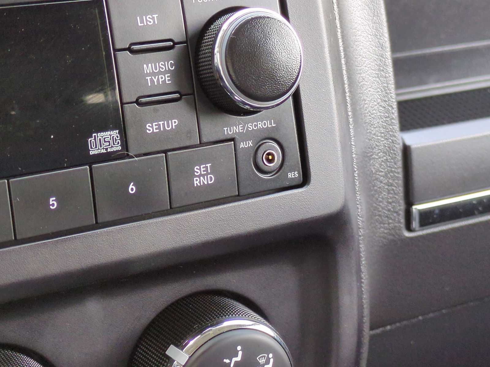 2013 Jeep Compass Latitude 21
