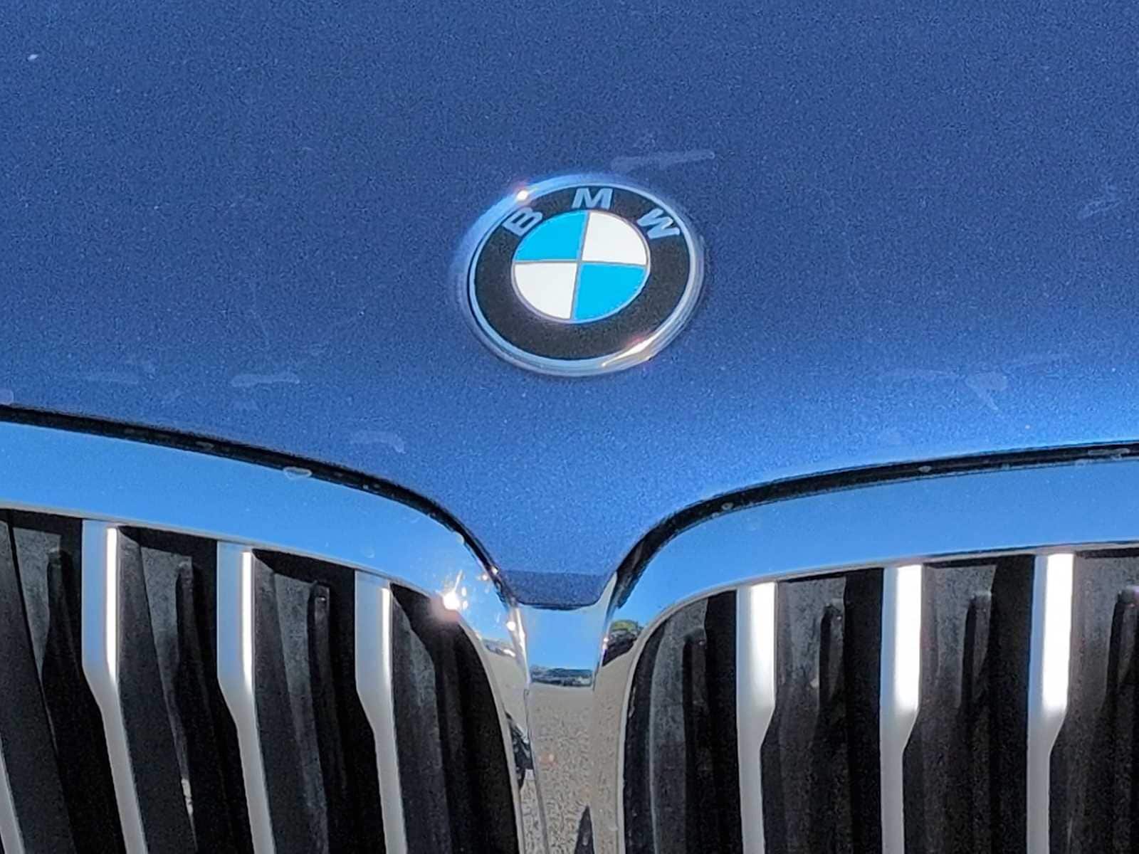 Thumbnail: 2022 BMW X5 - 11