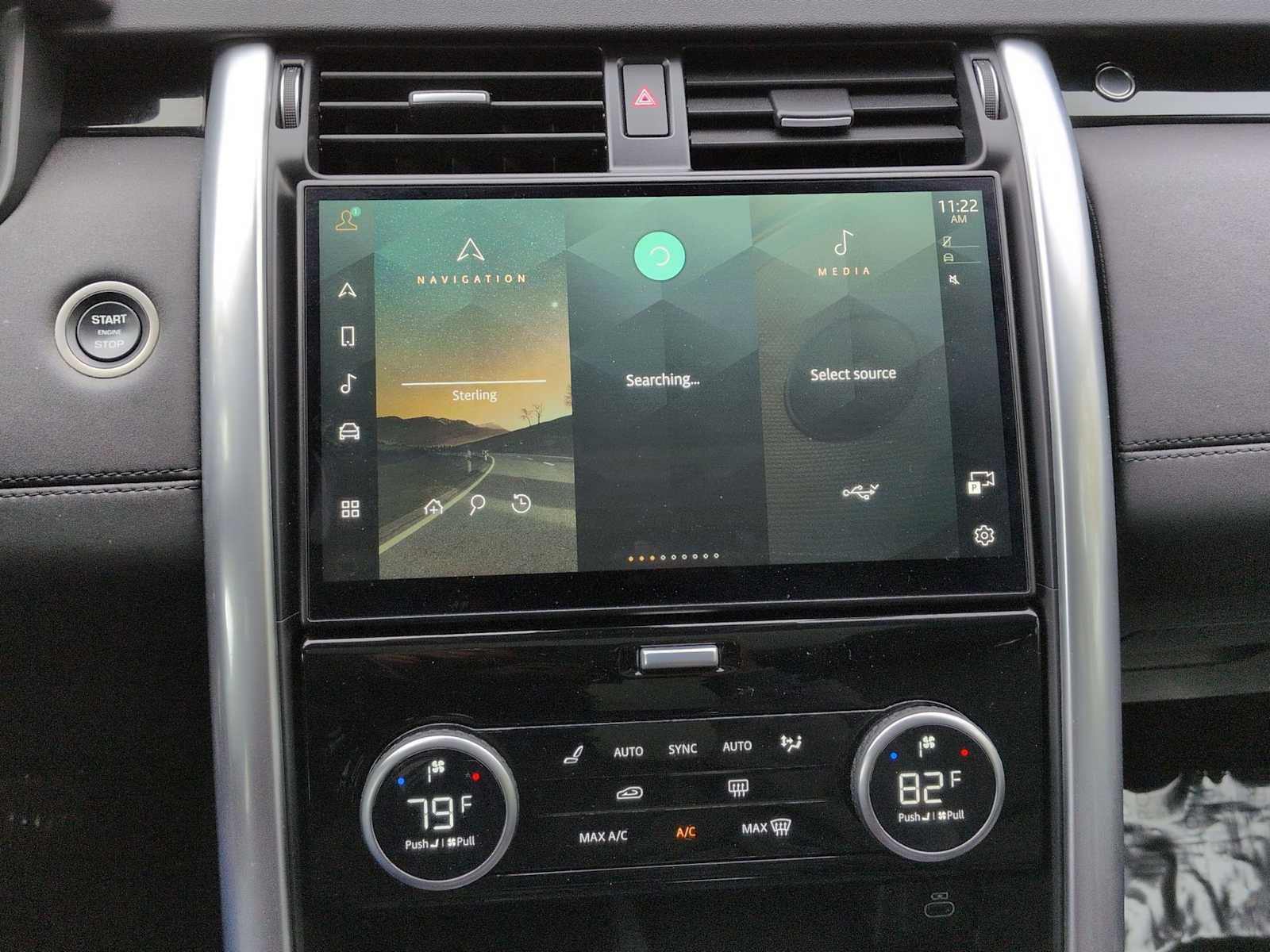 Thumbnail: 2024 Land Rover Discovery - 28