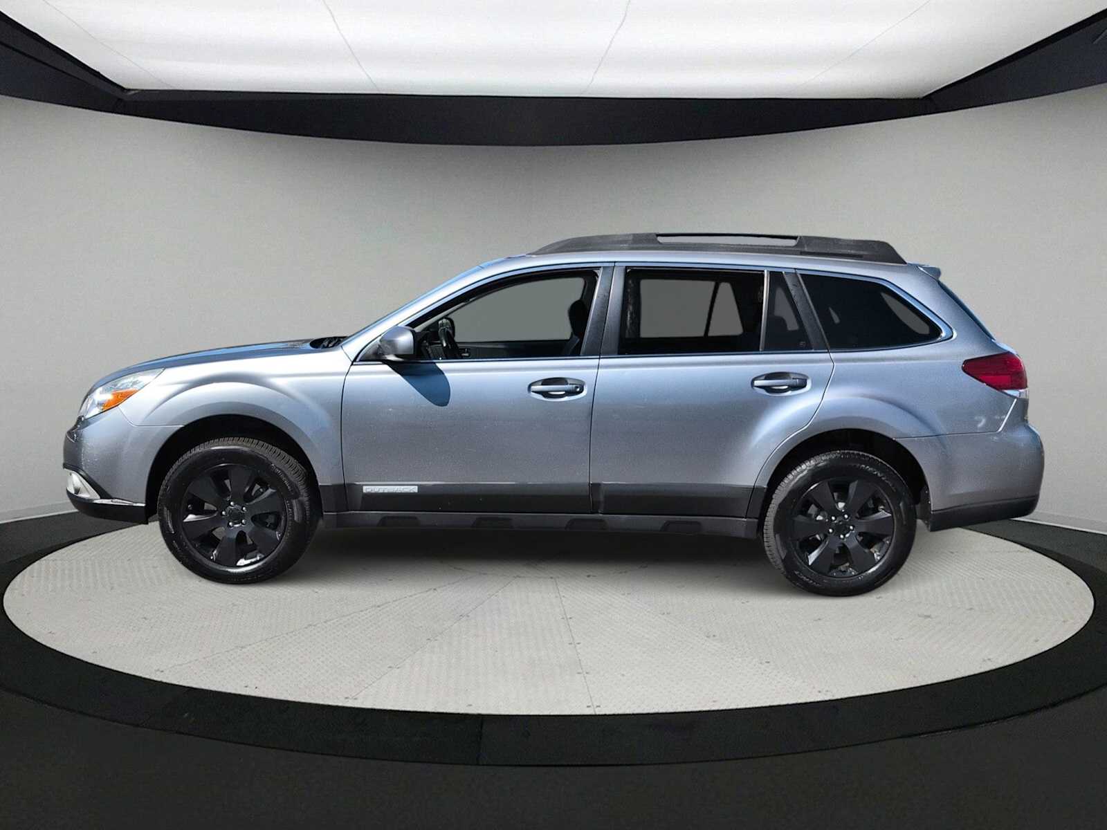 Thumbnail: 2011 Subaru Outback - 5