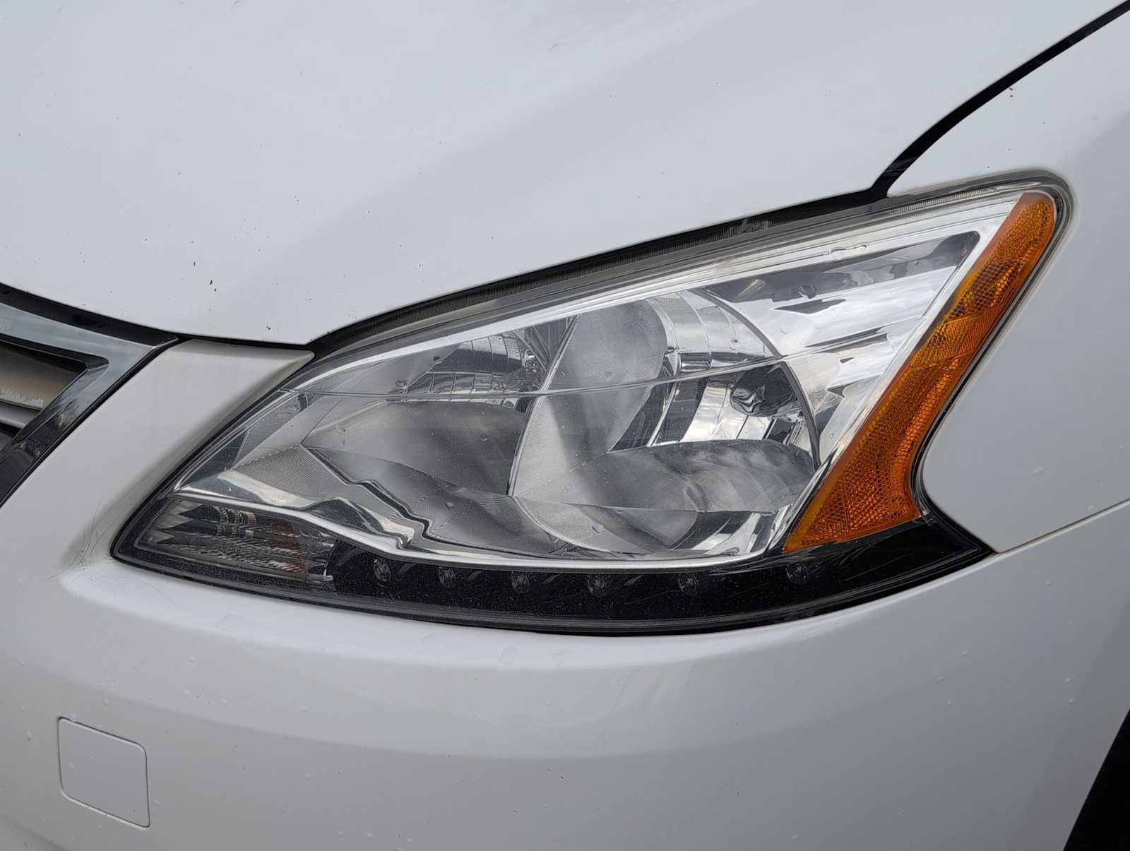 Thumbnail: 2015 Nissan Sentra - 11