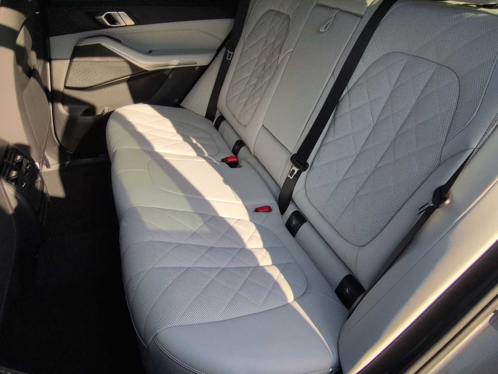 Thumbnail: 2024 BMW X5 - 20