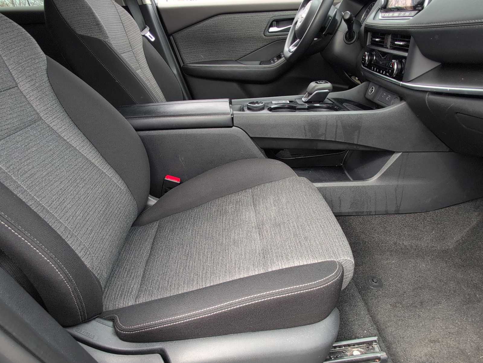 Thumbnail: 2023 Nissan Rogue - 20