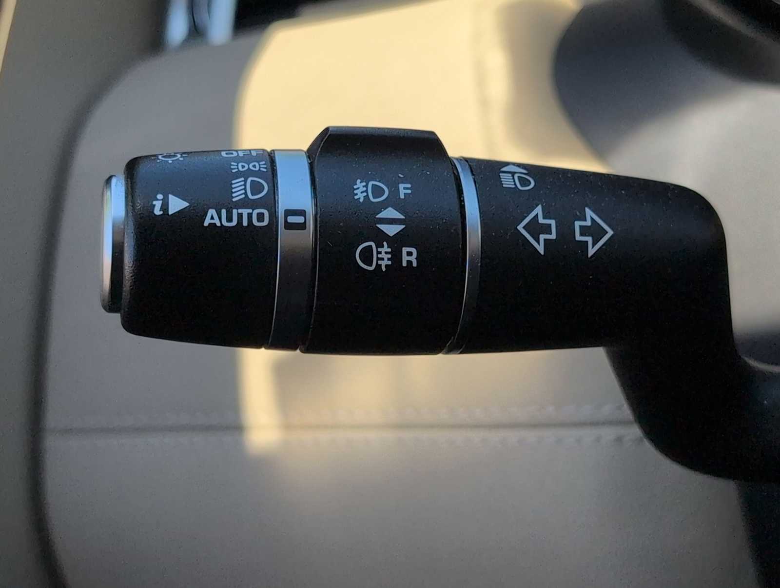 Thumbnail: 2013 Land Rover Range Rover Evoque - 26