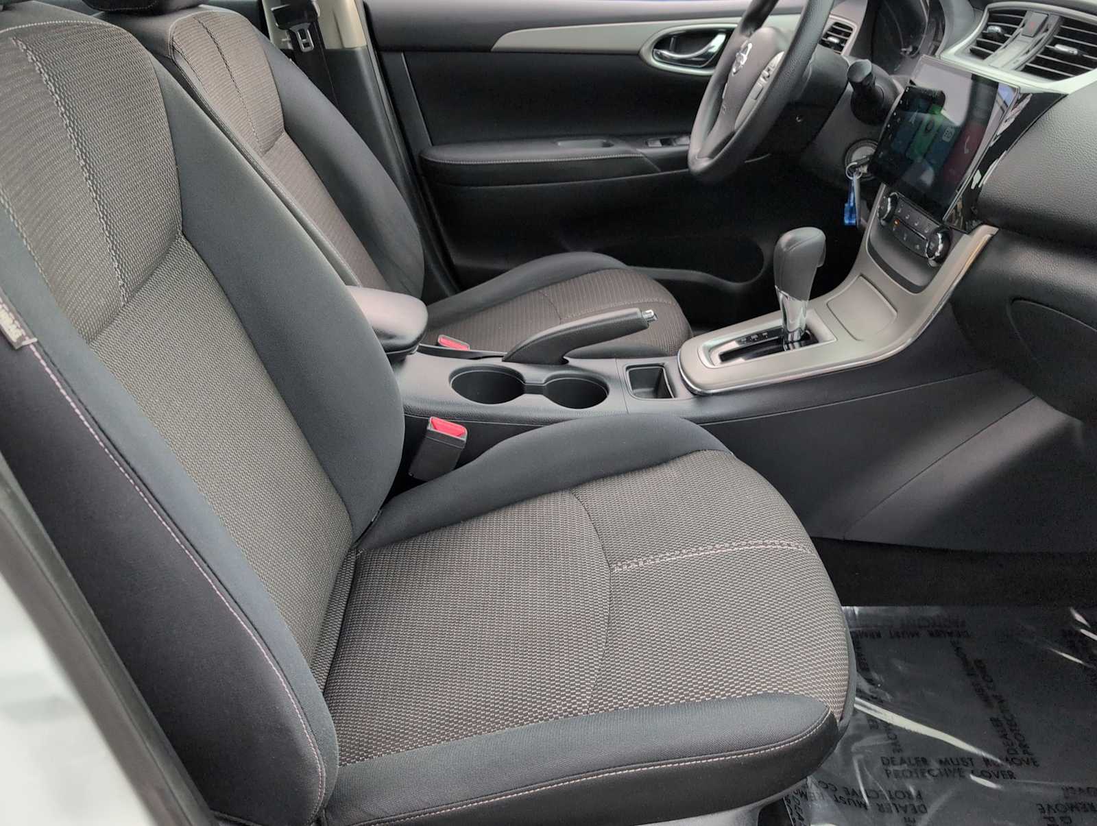 Thumbnail: 2015 Nissan Sentra - 21