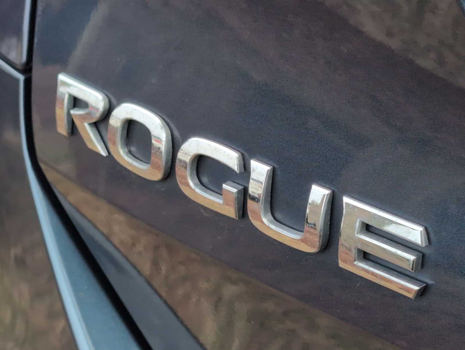 Thumbnail: 2014 Nissan Rogue - 13
