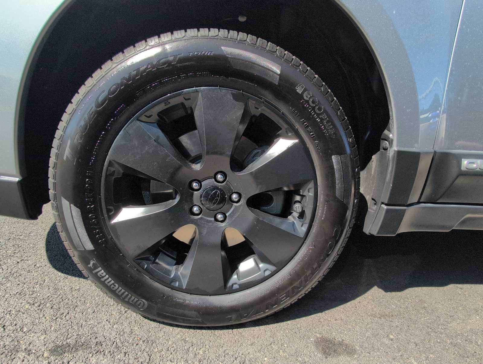 Thumbnail: 2011 Subaru Outback - 14