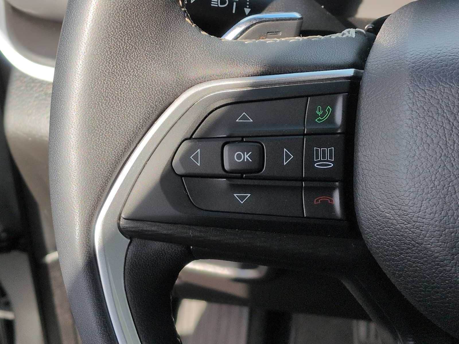 Thumbnail: 2023 Jeep Grand Cherokee L - 23