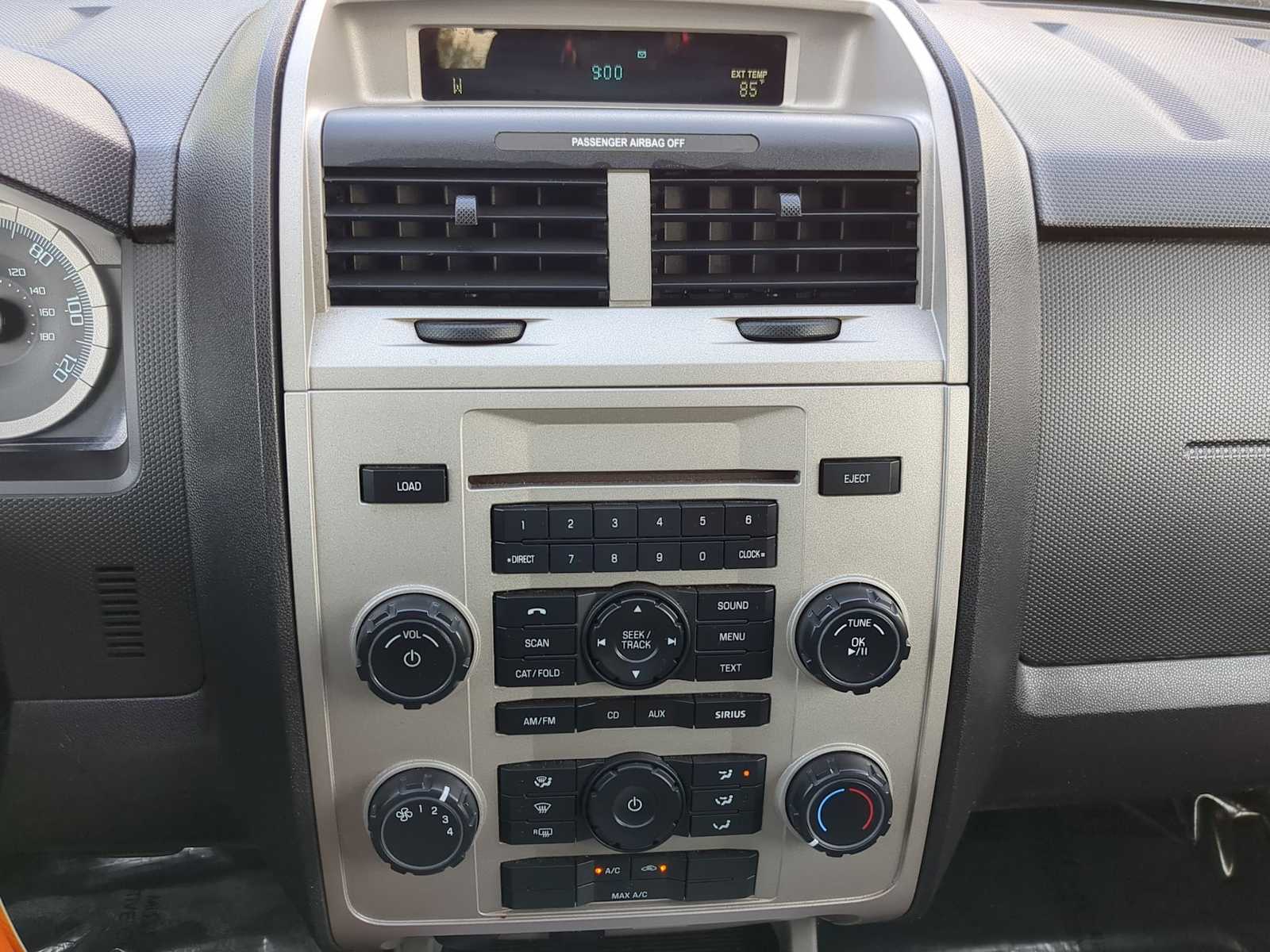 Thumbnail: 2010 Ford Escape - 29