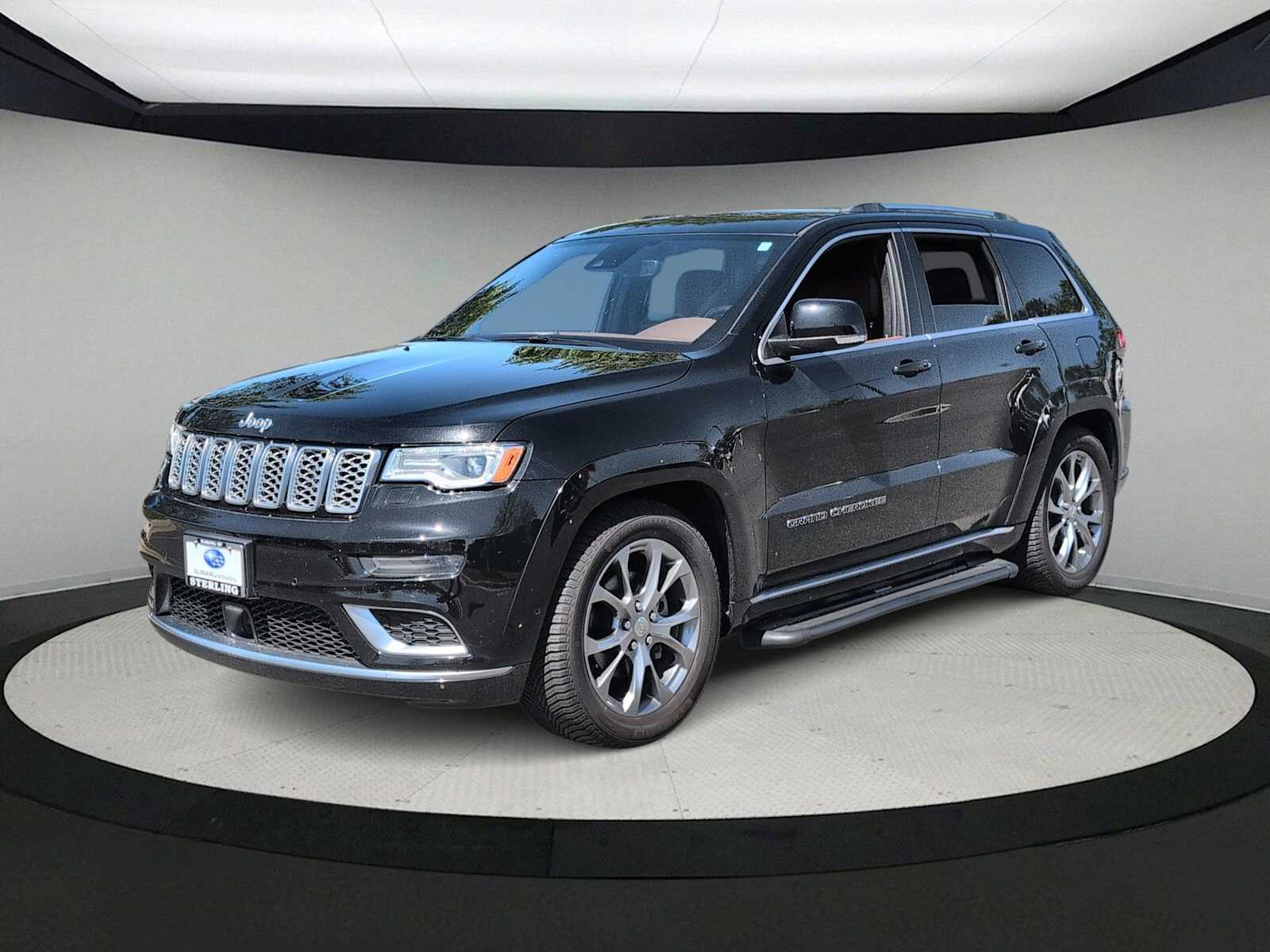 Thumbnail: 2020 Jeep Grand Cherokee - 4