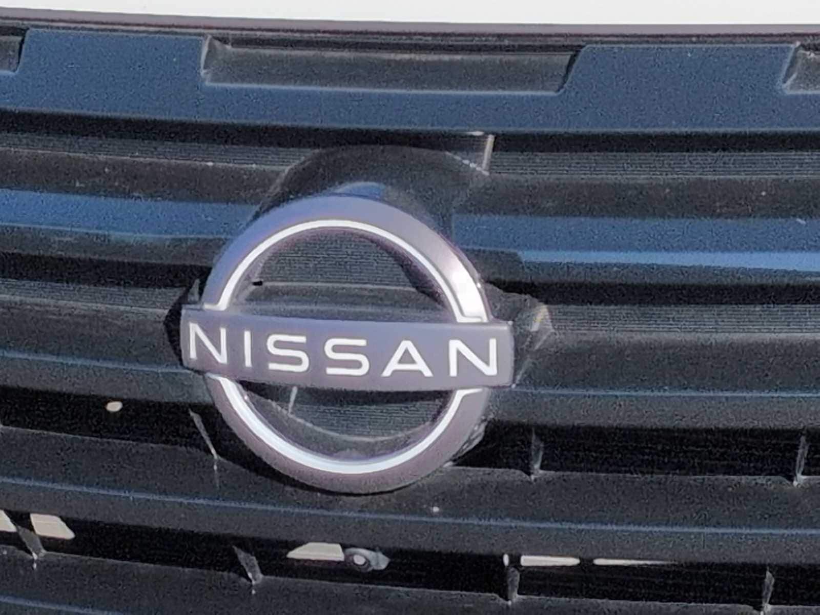 Thumbnail: 2022 Nissan Pathfinder - 12