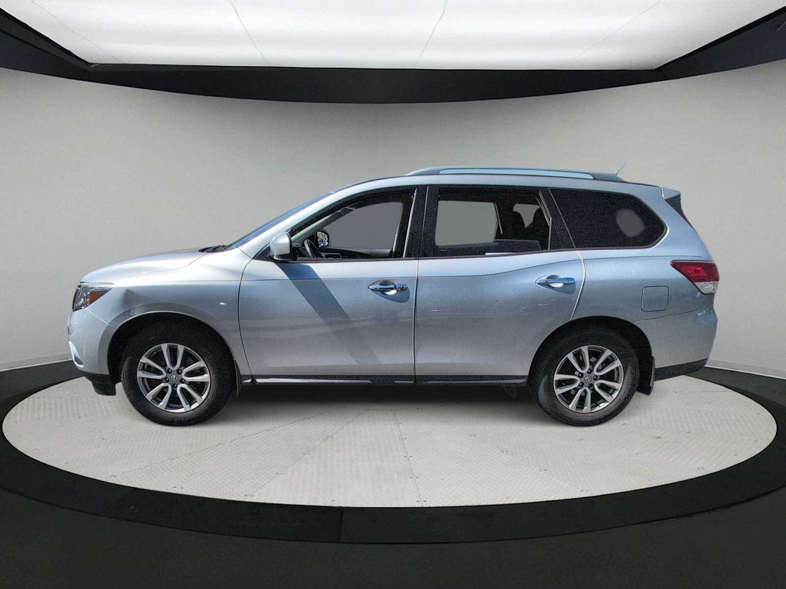 Thumbnail: 2014 Nissan Pathfinder - 5