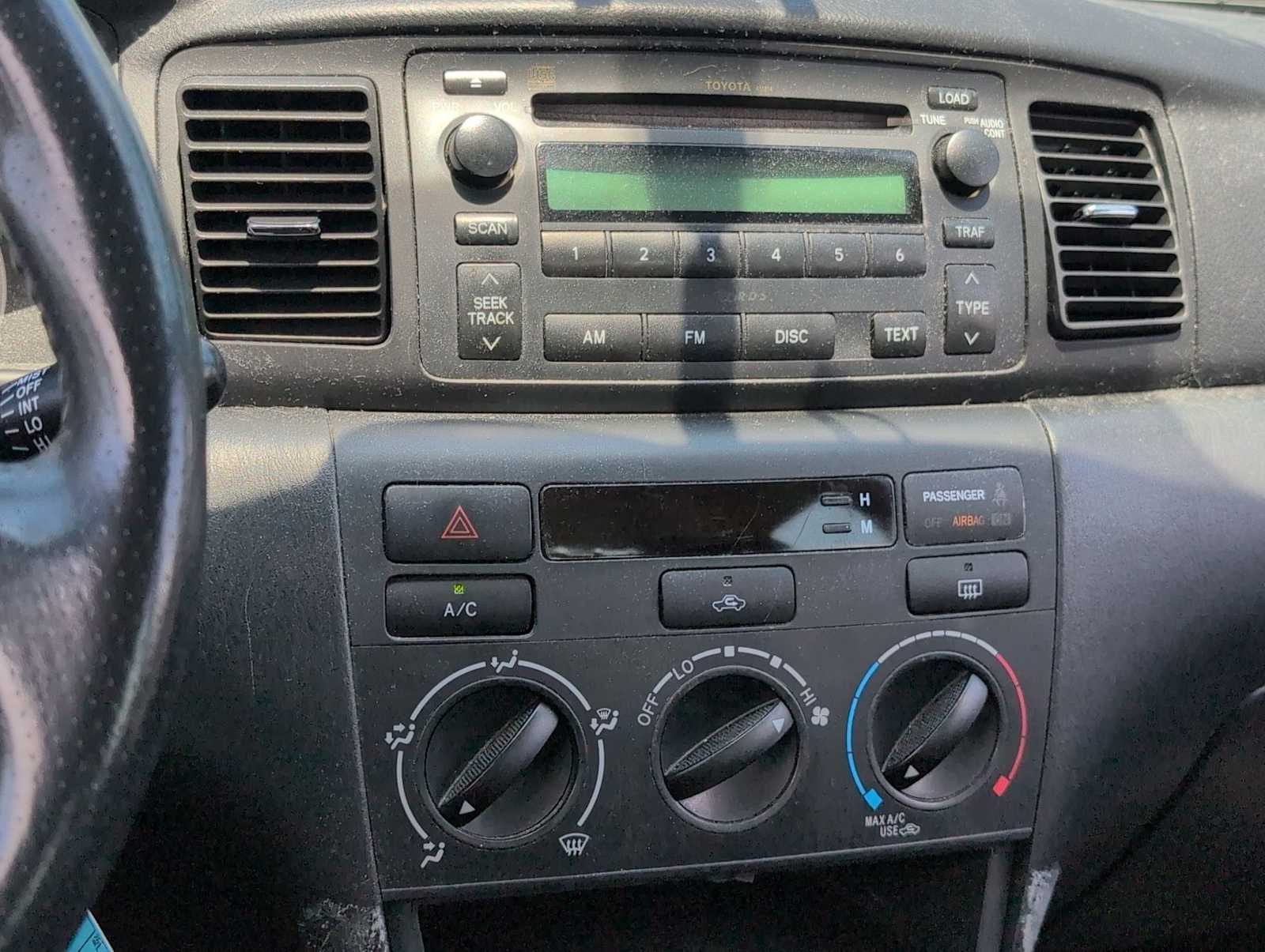 Thumbnail: 2005 Toyota Corolla - 23