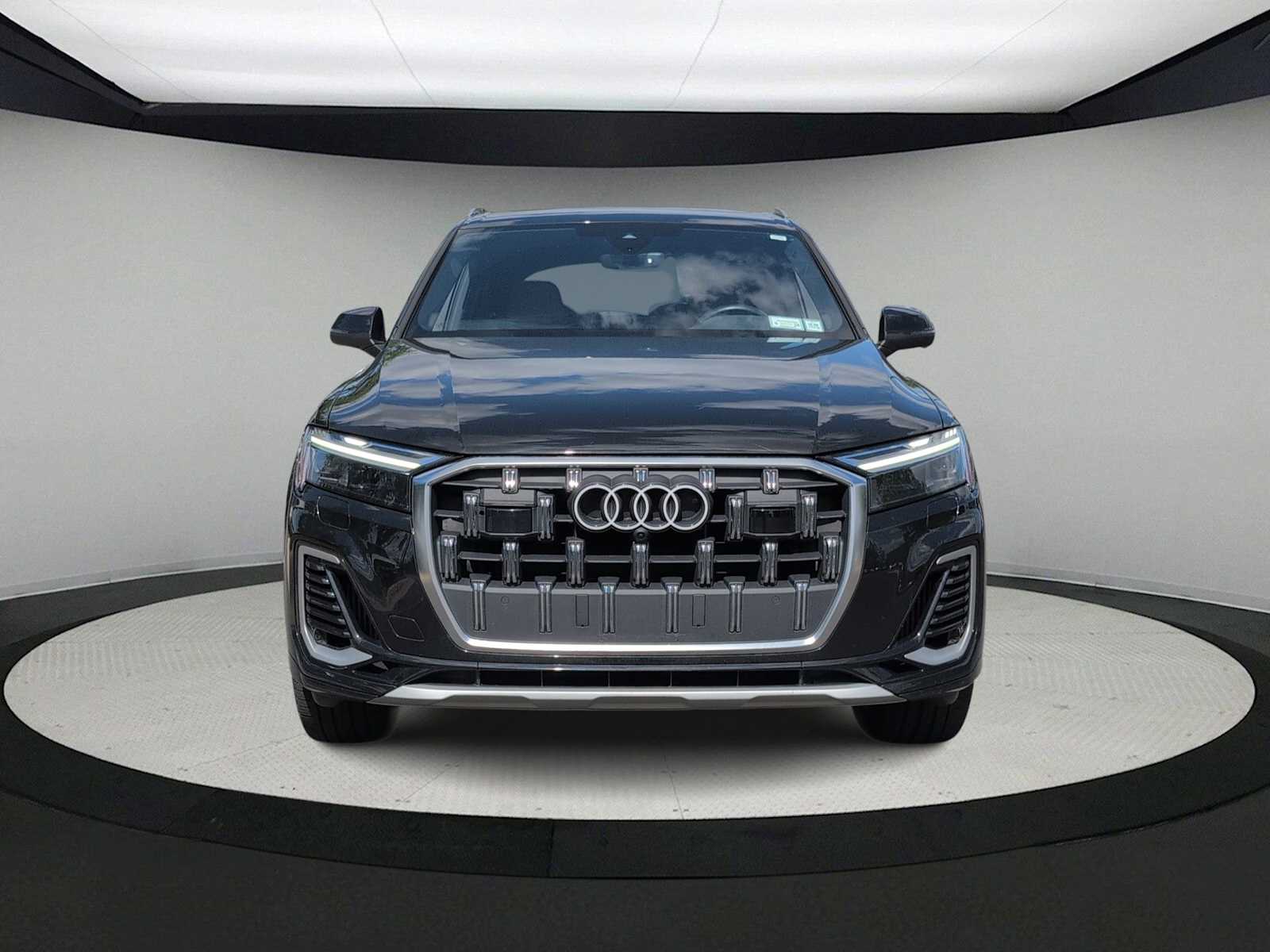 Thumbnail: 2025 Audi Q7 - 3