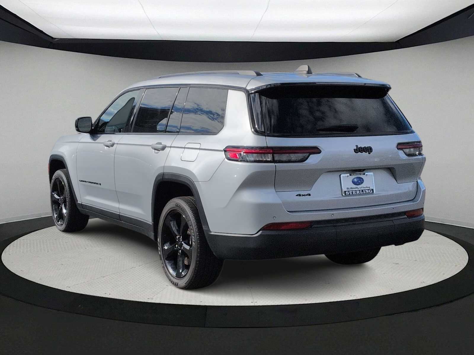 Thumbnail: 2023 Jeep Grand Cherokee L - 6
