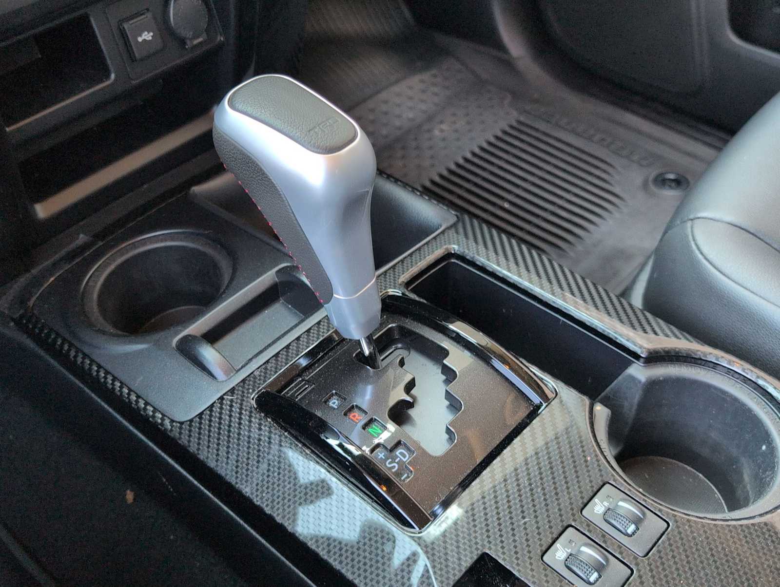 Thumbnail: 2022 Toyota 4Runner - 31