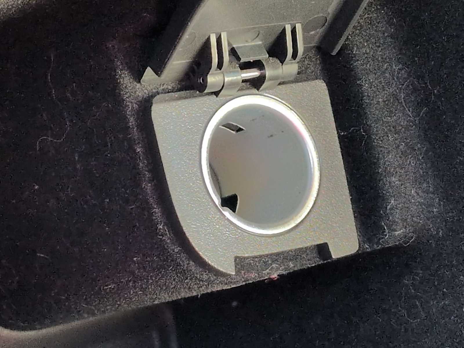 Thumbnail: 2016 Buick Verano - 33