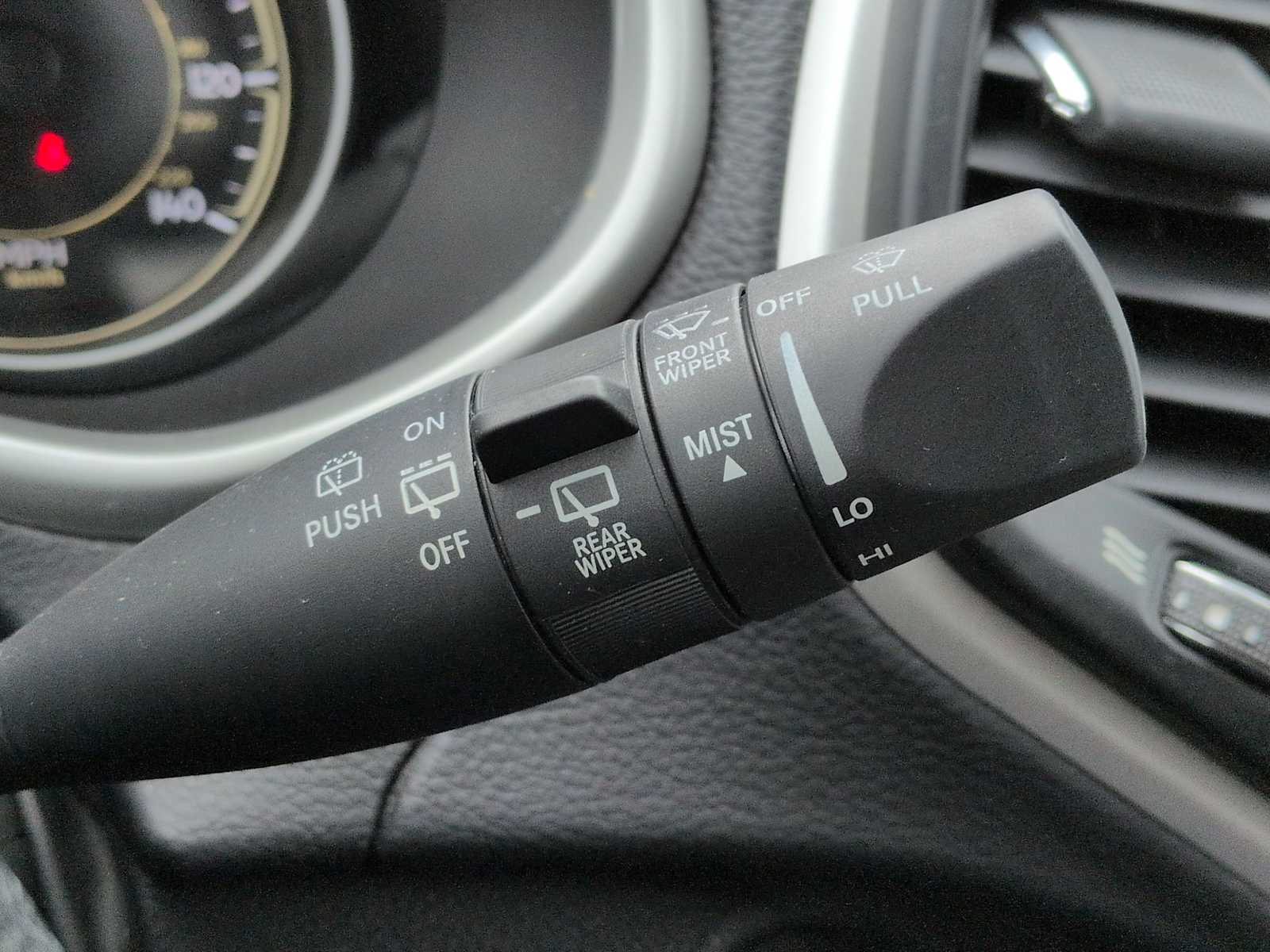 Thumbnail: 2015 Jeep Cherokee - 27