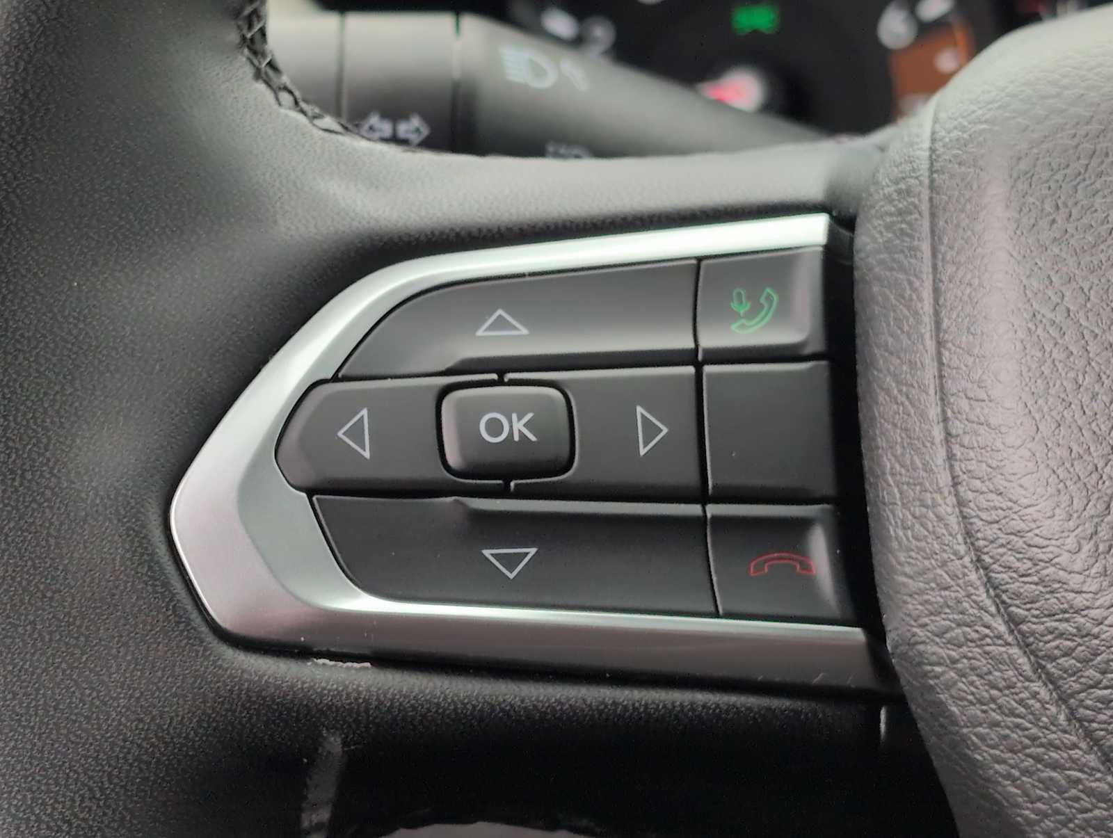 Thumbnail: 2024 Jeep Compass - 24