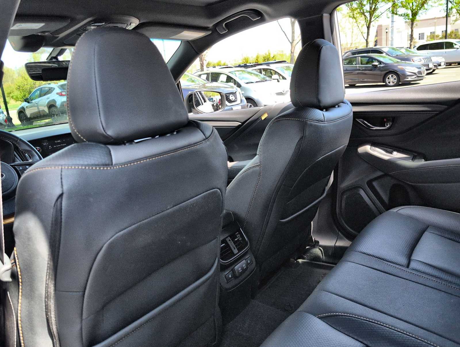 Thumbnail: 2022 Subaru Outback - 18