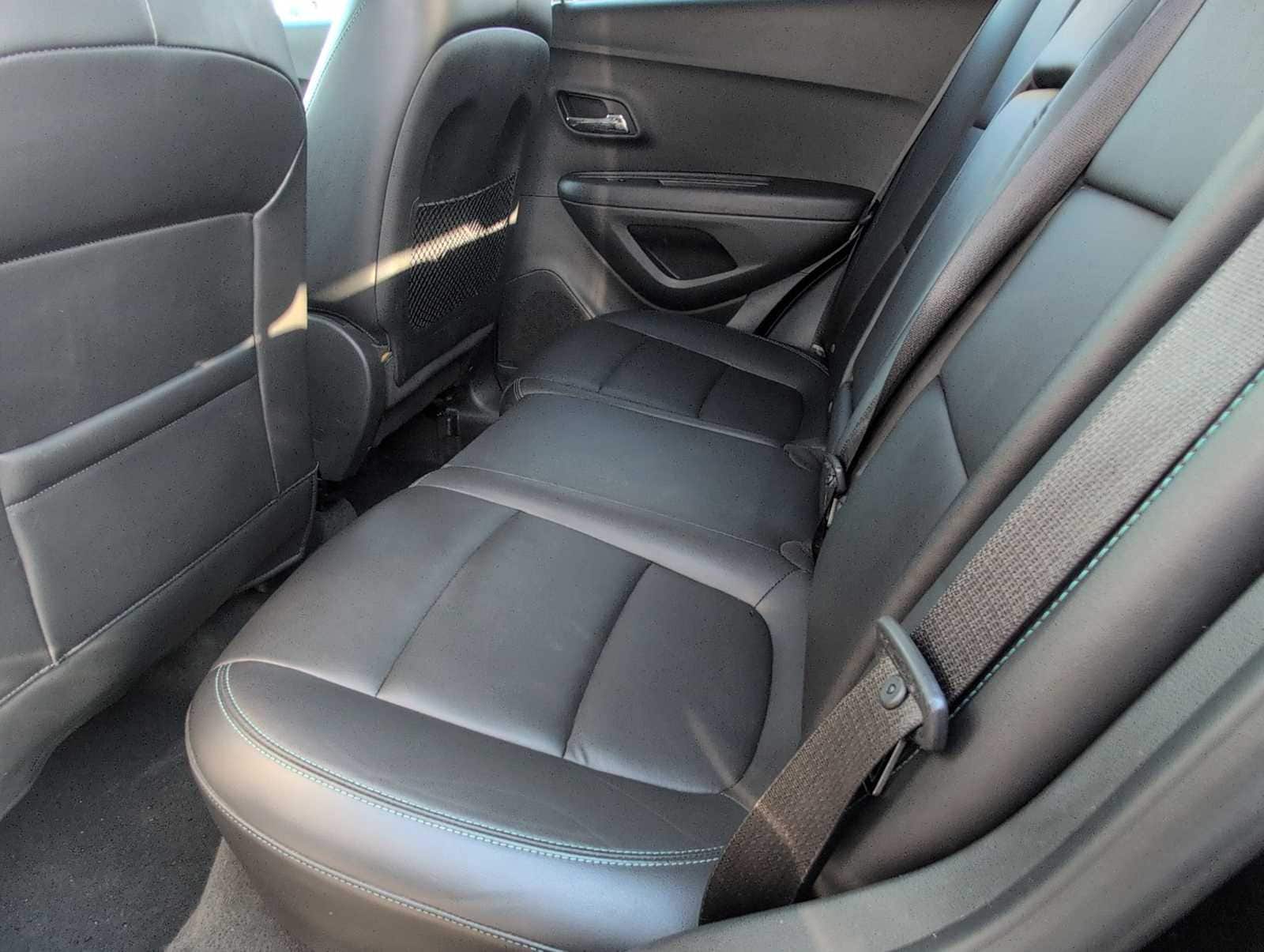 Thumbnail: 2015 Chevrolet Trax - 20