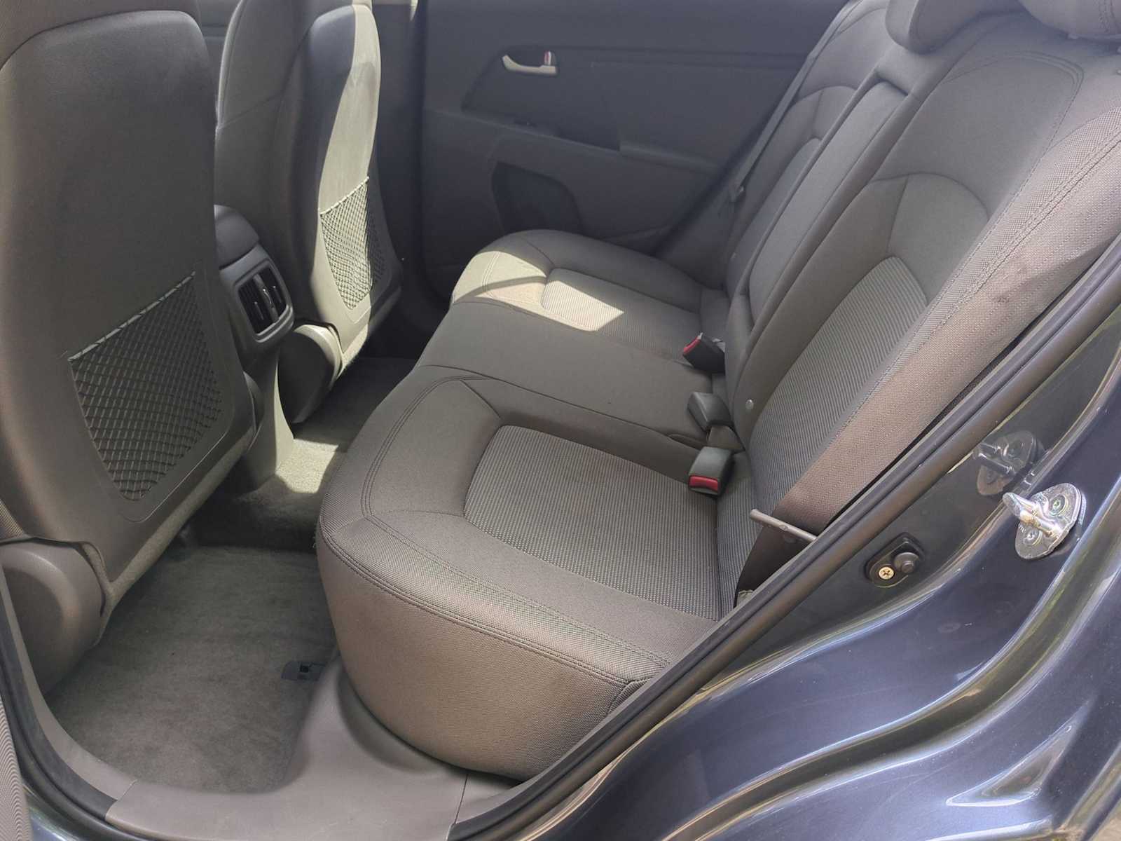2015 Kia Sportage LX 11