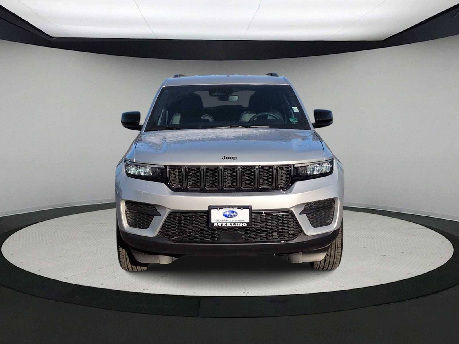 Thumbnail: 2024 Jeep Grand Cherokee - 3