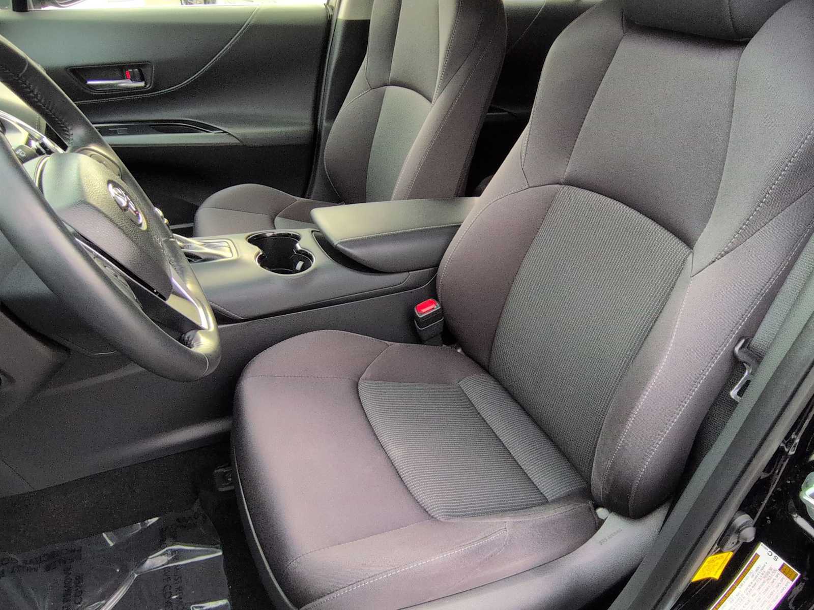 Thumbnail: 2022 Toyota Venza - 16