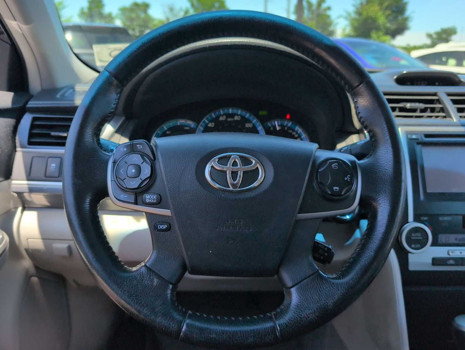 Thumbnail: 2012 Toyota Camry - 22