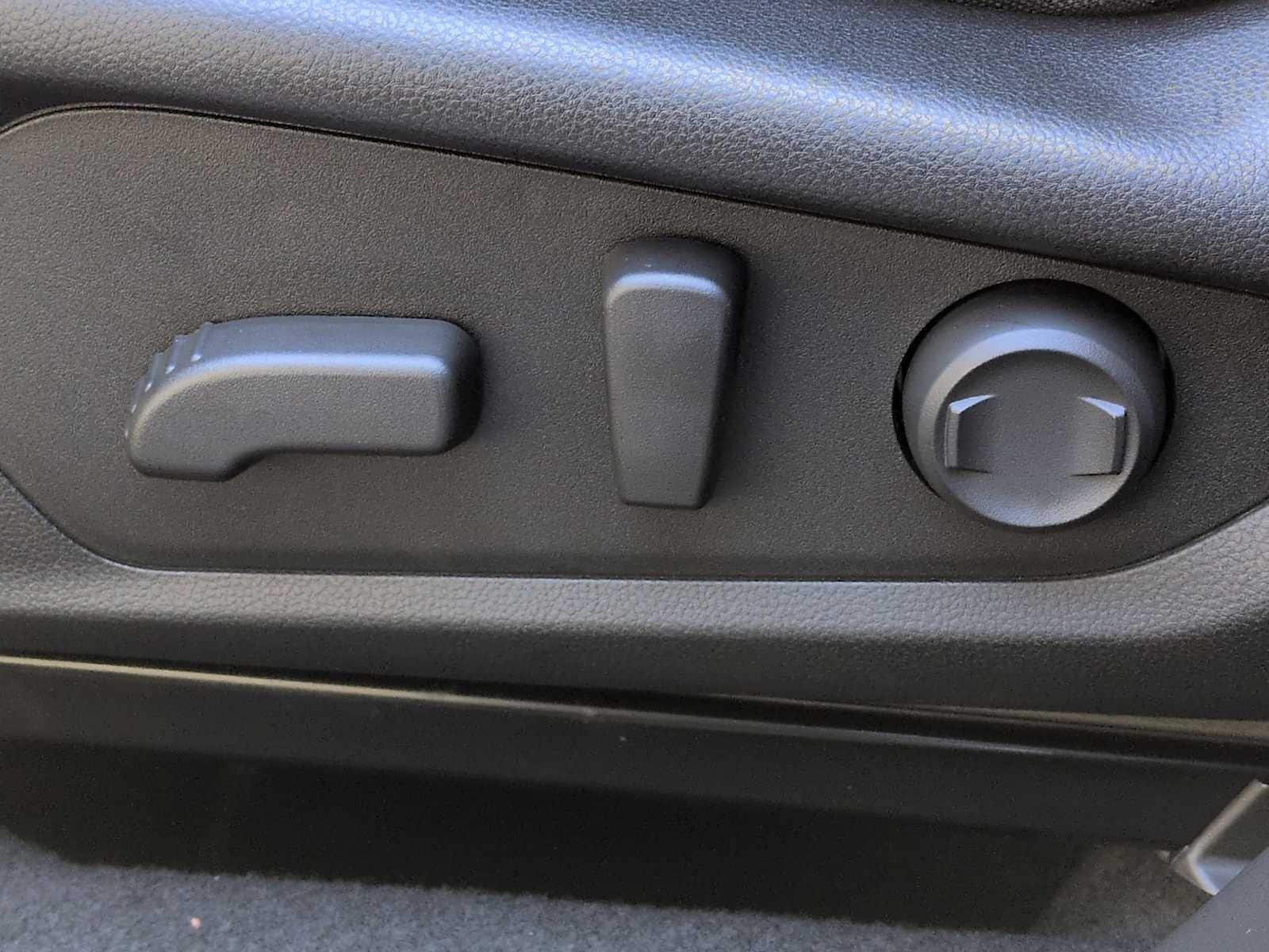 Thumbnail: 2025 Subaru Forester - 18