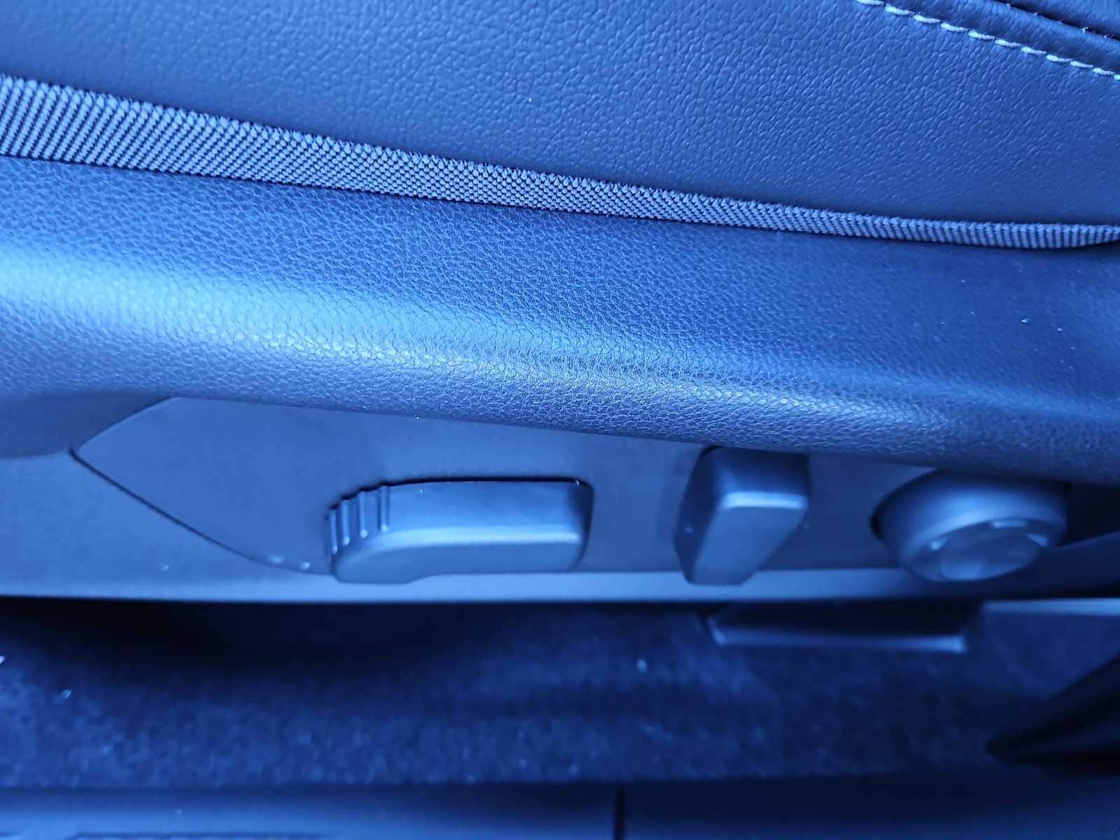 Thumbnail: 2026 Subaru Outback - 18