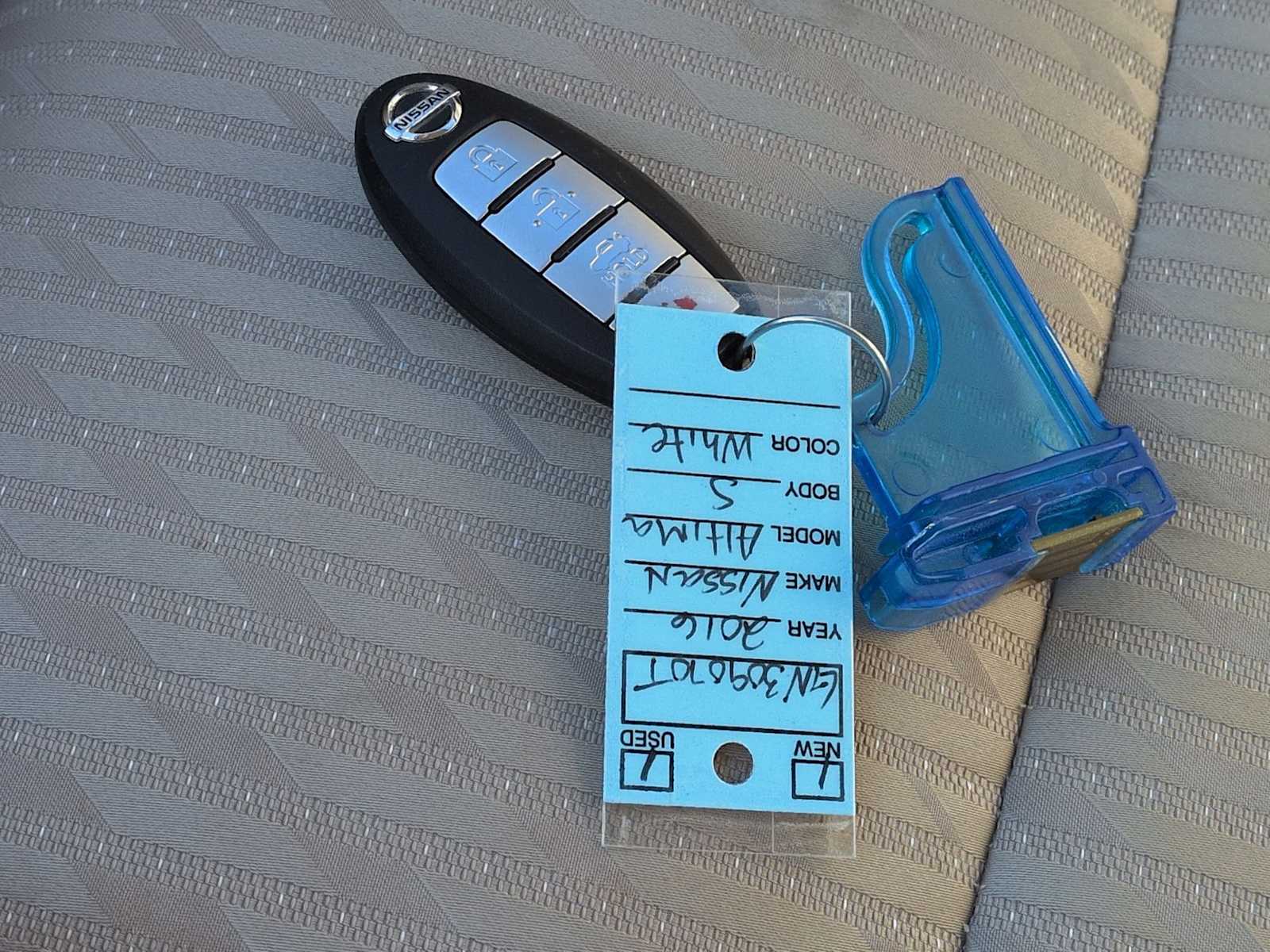 Thumbnail: 2016 Nissan Altima - 35