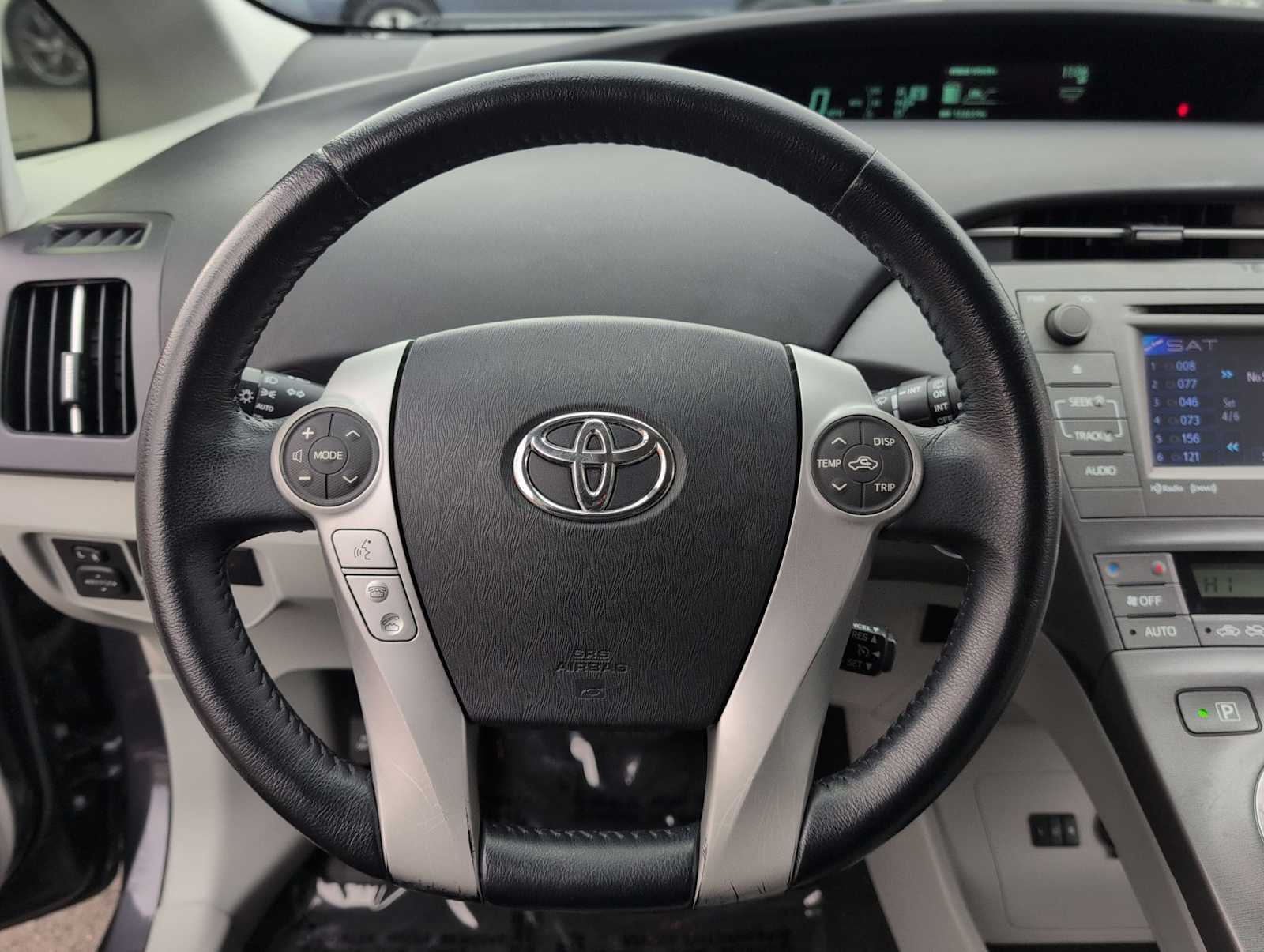 Thumbnail: 2012 Toyota Prius - 23