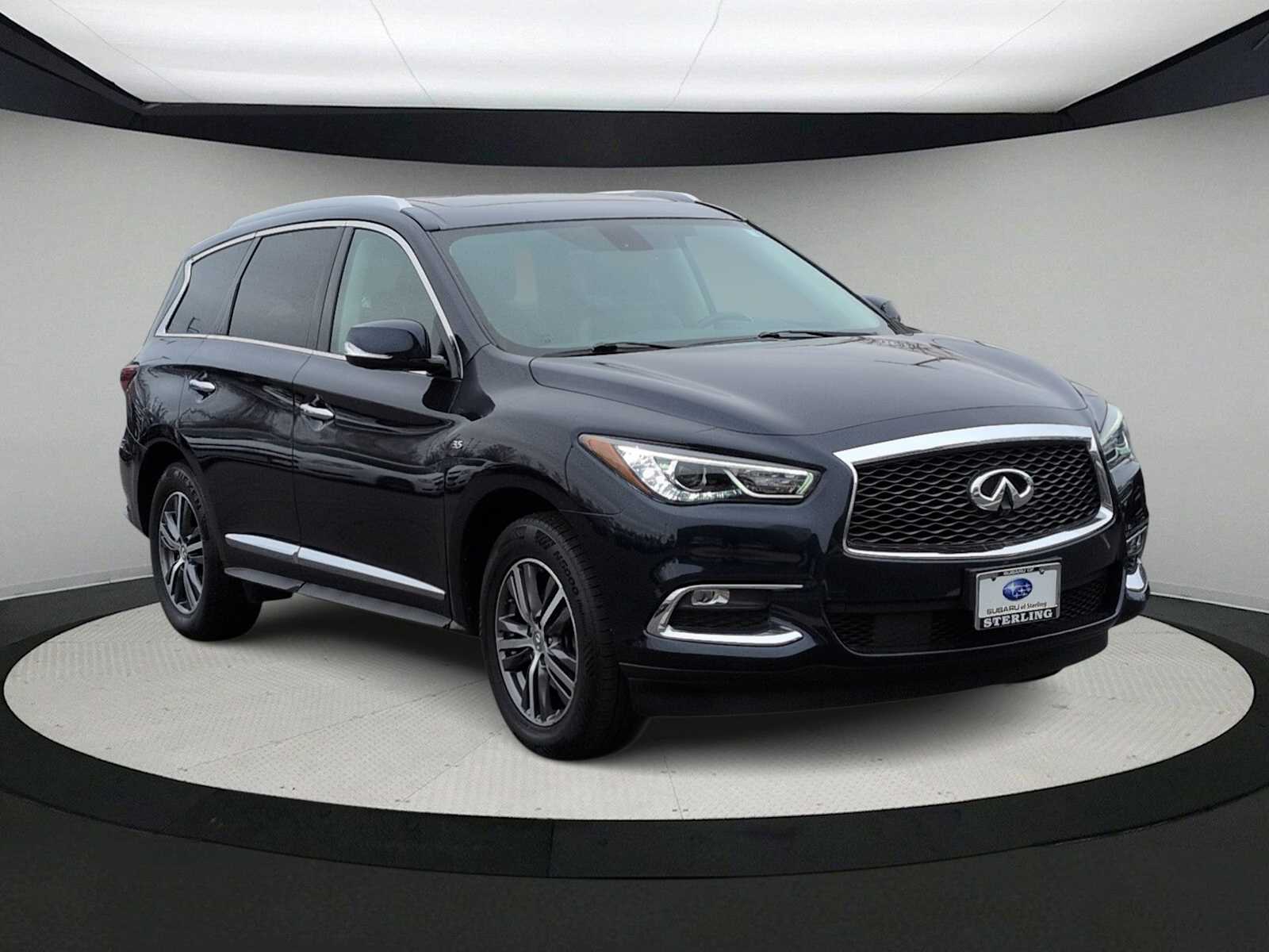 Thumbnail: 2017 INFINITI QX60 - 2