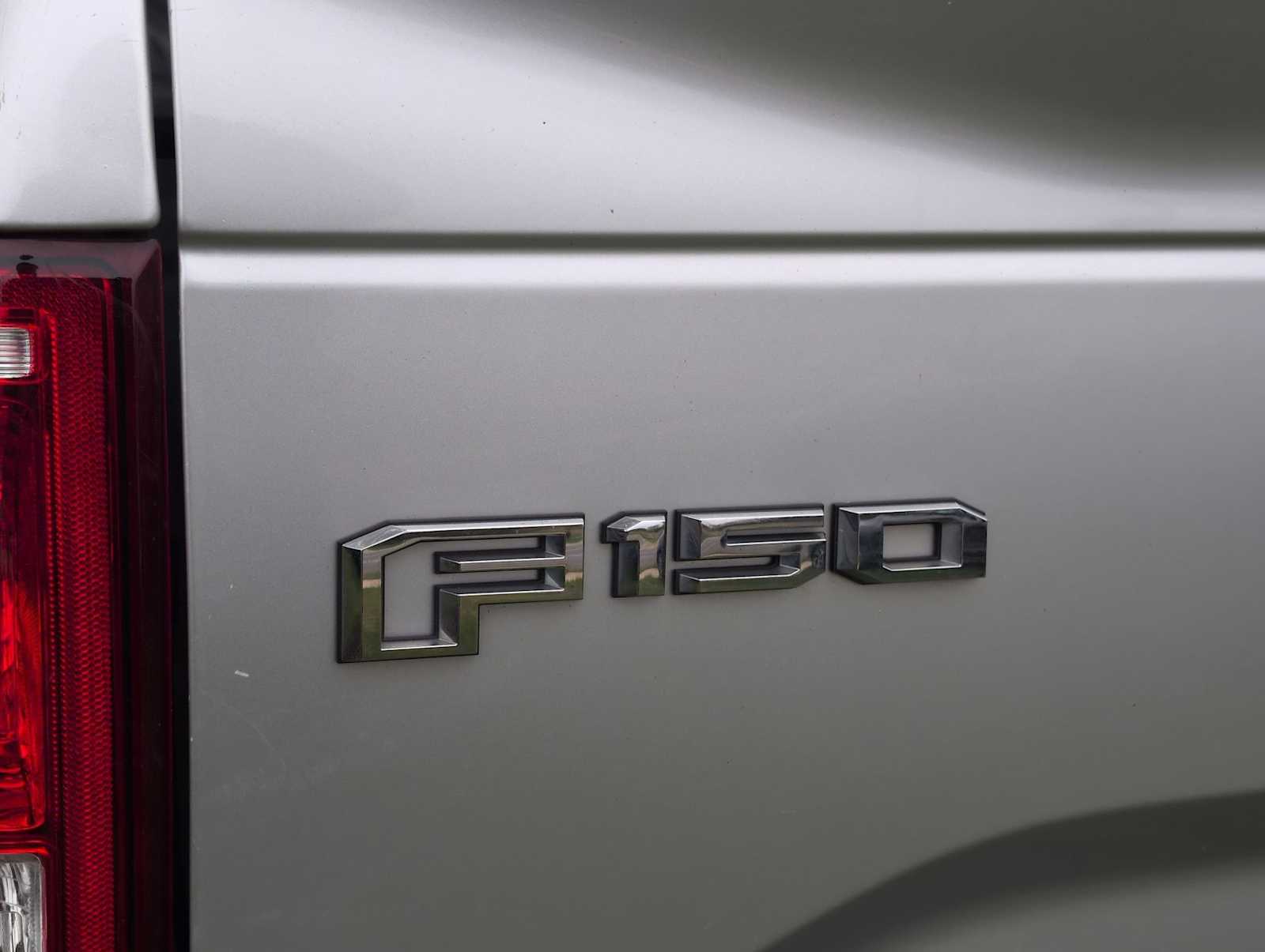 Thumbnail: 2016 Ford F-150 - 13