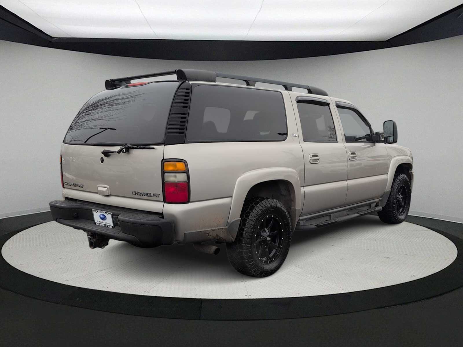 Thumbnail: 2005 Chevrolet Suburban - 8