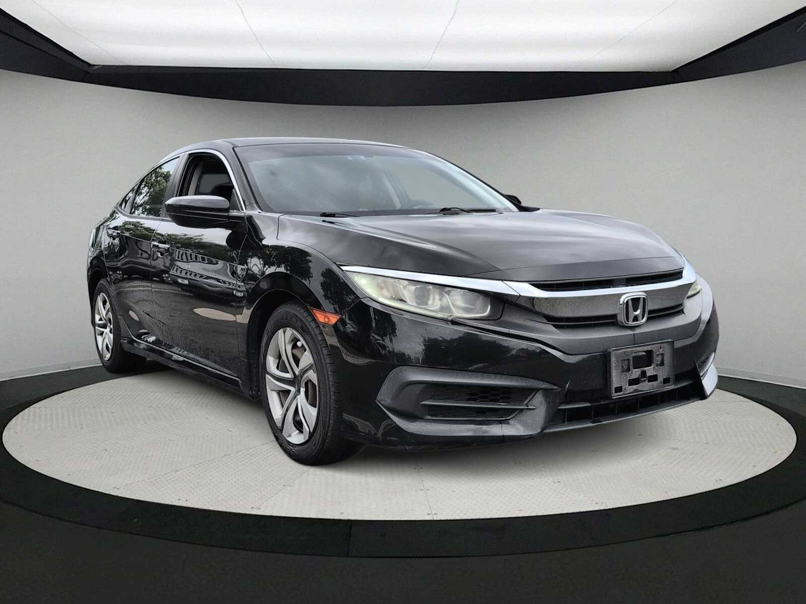 Thumbnail: 2016 Honda Civic - 2