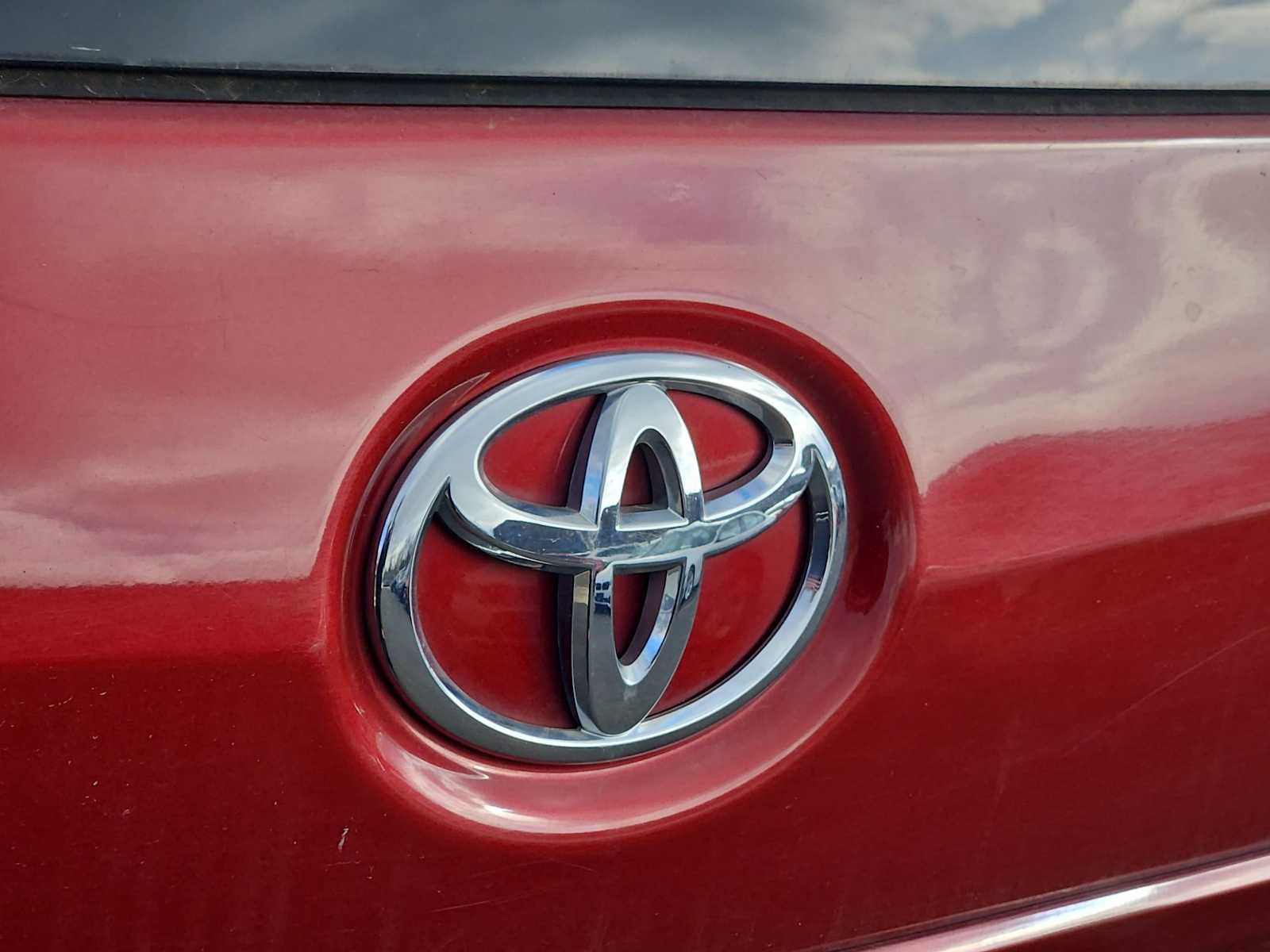 Thumbnail: 2011 Toyota Sienna - 11