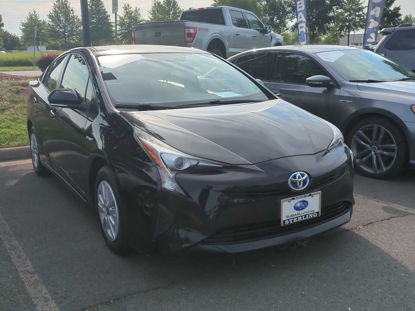 Thumbnail: 2016 Toyota Prius - 3
